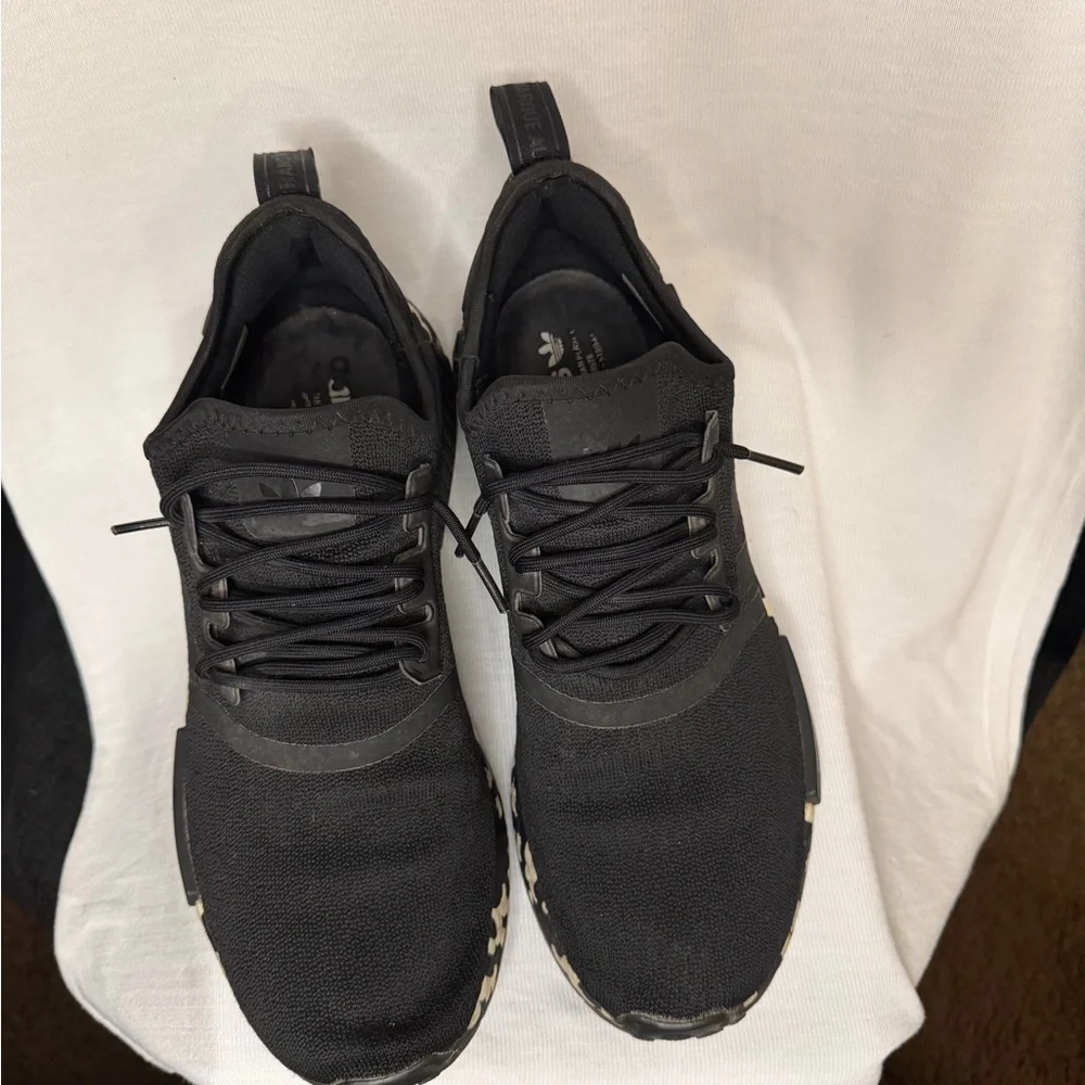 Adidas NMD R1 - Picture 3 of 3